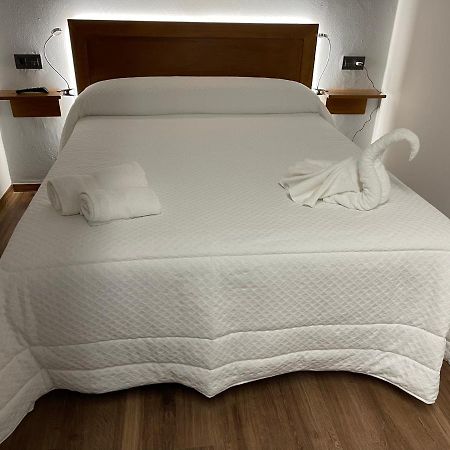 La Era De Lario Habitacion Con Jacuzzi Exterior foto